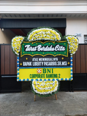 Papan Bunga Duka di Nglegi