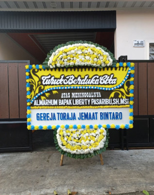 Papan Bunga Duka di Nglegi
