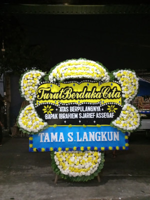 Papan Bunga Duka di Nglegi